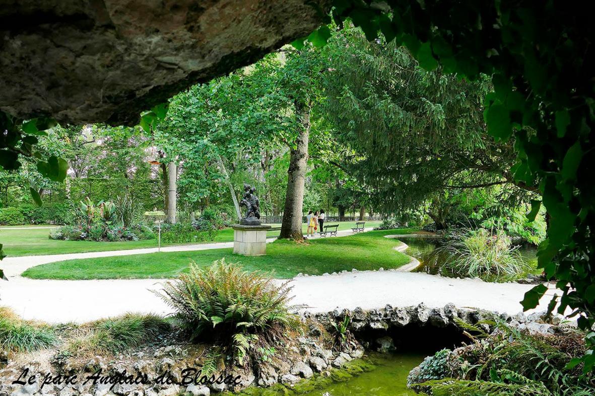 Ferienwohnung Les Jardins Du Clain Poitiers Exterior foto